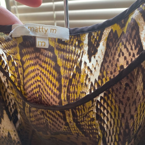 3 Tops bundle!! - Picture 4 of 10